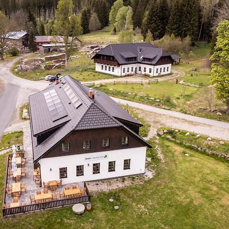 Hotel Dvur Liskovy Vrch Strazny Exterior foto
